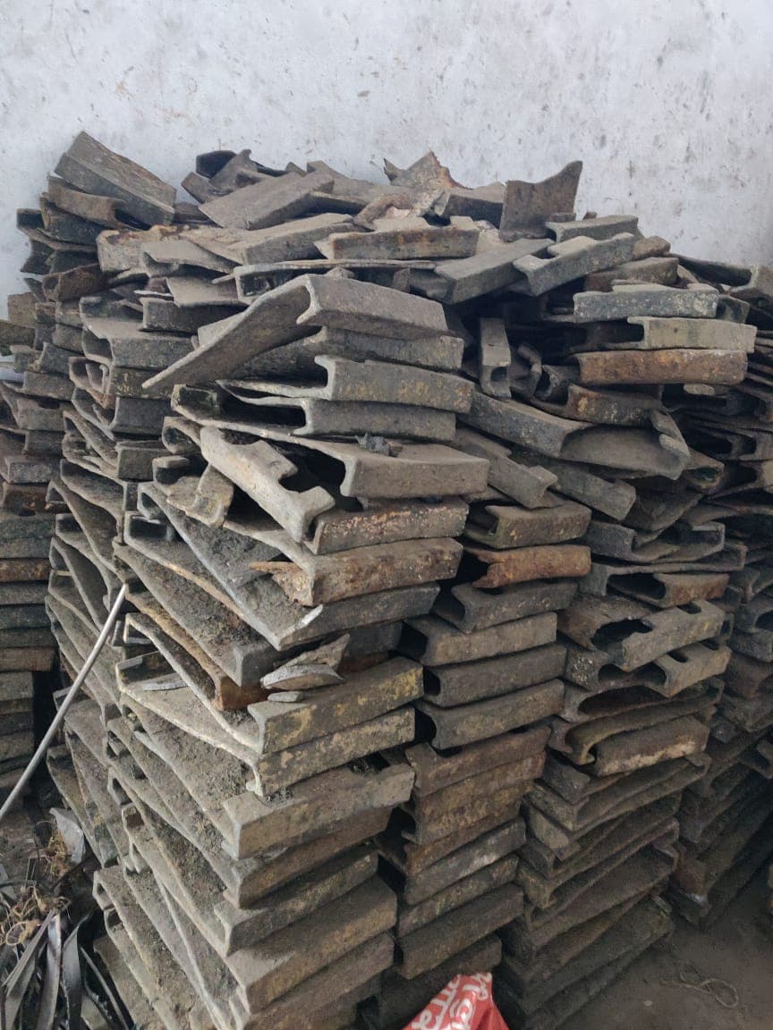 310  CASTINGS SCRAP